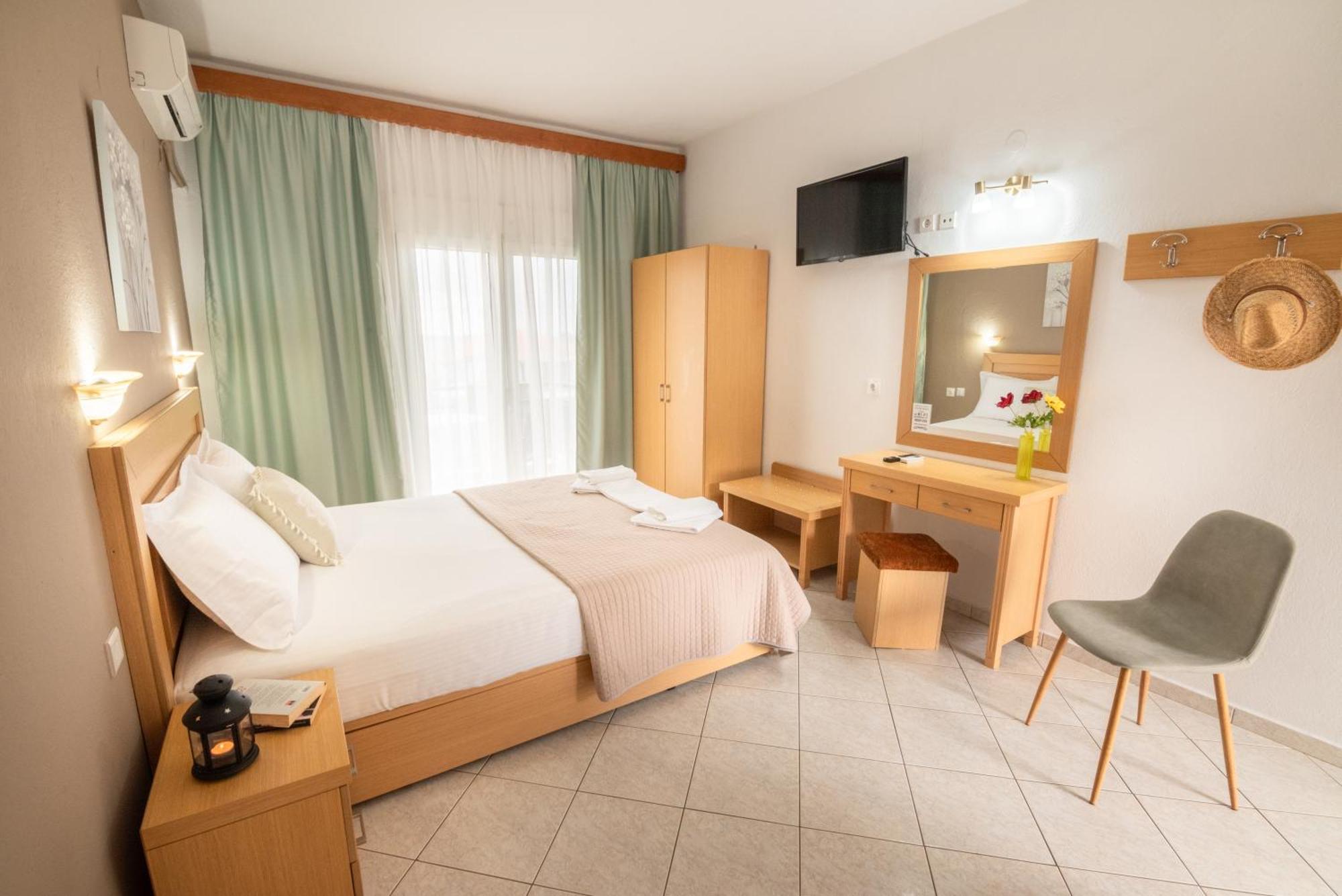 House Elena Apartment Койнира Екстериор снимка