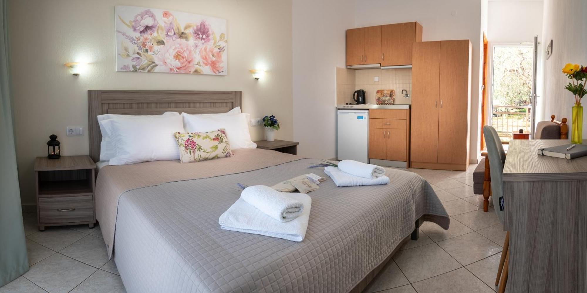 House Elena Apartment Койнира Екстериор снимка