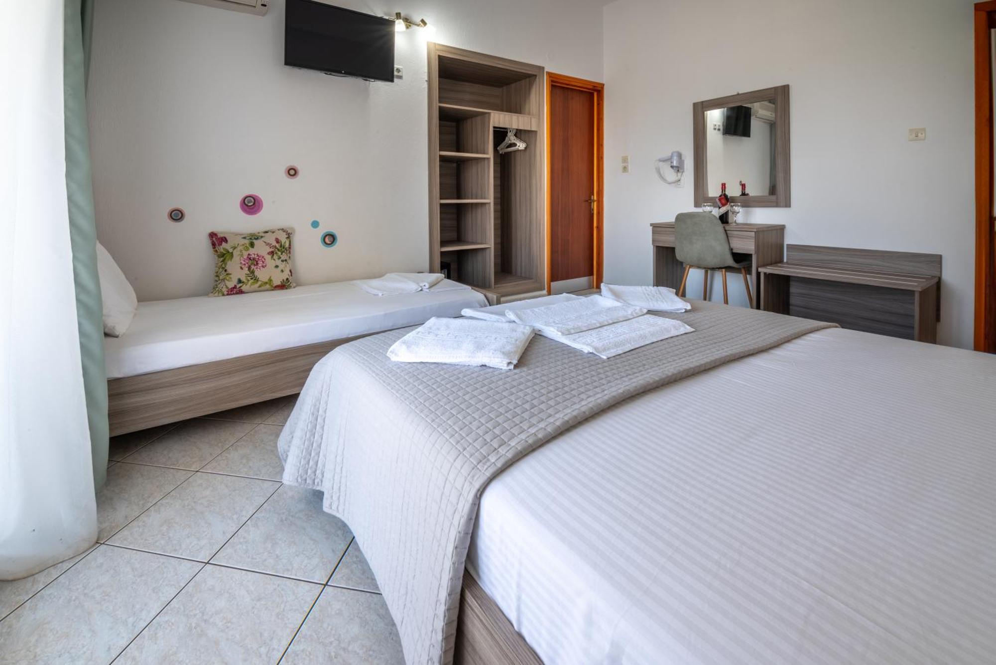 House Elena Apartment Койнира Екстериор снимка